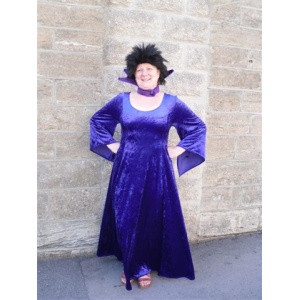 Countess Ruth Less (16/18)