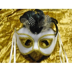 White/Gold/Black Feathered