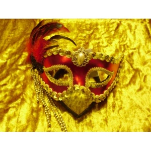 Red/Gold/Feathered