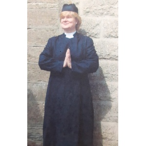 Rev (S/XL) - HIRE