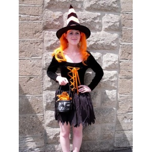 Bright Witch (8/10) - HIRE