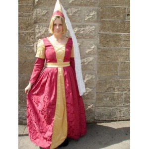 Lady Rowena (12) - HIRE