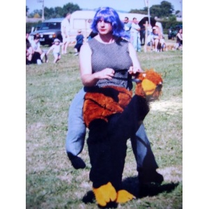 Emu (O/S) - HIRE