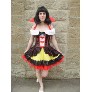 SEXY QUEEN OF HEARTS (8/10) - HIRE