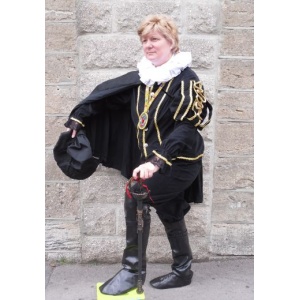 Edmond Lord Black Adder (M) - HIRE