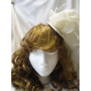 Cream fascinator on head band