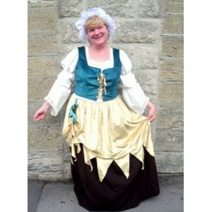 Wench (20/22) - HIRE