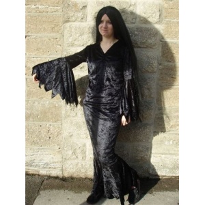 Morticia (14/18) - HIRE